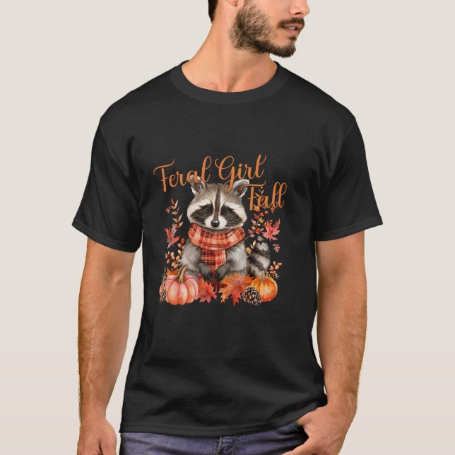 Retro Funny Raccoon Feral Girl Fall Hösttack T Shirt (Framsida)