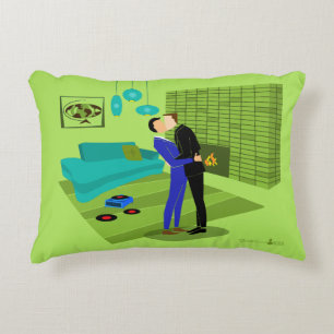 Retro Gay Couple i Kärlek Prydnadskudde