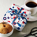 Retro Geometric Abstrakt Pat#9 Navy Red ID1067 Presentpapper<br><div class="desc">Bygg upp den charm som finns i det moderna stil i mitten av århundradet med denna Memphis-inspirerade geometriska abstrakta utformning. Med en fet palett med rött, vitt och blått på en skarp vit bakgrund fångar presentfiguren mönster det feta men raffinerade estetiska av den koniska designrörelsen. De lekfulla geometriska formerna och...</div>