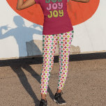 Retro Geometric Print 1970-talet - mönster - jul Leggings<br><div class="desc">De här festliga lagarna har ett festligt mönster inspirerat av den klassiska julutformningen från 1970-talet. Den enkla geometriska utskriften av cirklar och lodrät rand är i grönt,  rött,  orange,  rosa och kalkgrön mot en vit bakgrund.</div>