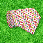 Retro Geometric Print 1970-talet - mönster - jul Slips<br><div class="desc">Lägg till lite glädje i julklappen med den här mönstrade nektie som har en enkel geometrisk mönster i en färg-palett på 1970-talet med röd,  kalkgrön,  orange,  rosa och grönt mot en vit bakgrund. På baksidan finns en koordinerande diagonal tvärgående mönster.</div>