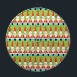 Retro Geometric Santa Dartboard Piltavla<br><div class="desc">Hur du än ser på det så är Retro Geometric Santa Dartboard ren helgdag stollig! Det är rader av Santas. Nej, det är rader om Julgranar. Nej, det är rader av Santas formade som Julgranar och rader av fjällande grönt Julgranar med vitt polka dots. Det är kitschy. Den är färglös....</div>
