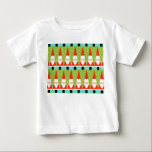 Retro Geometric Santa Småbarn Ruffle T-Shirt<br><div class="desc">Hur du än ser på det så är Retro Geometric Santa Småbarn Ruffle Tee ren helgdag stollig! Det är rader av Santas. Nej, det är rader om Julgranar. Nej, det är rader av Santas formade som Julgranar och rader av fjällande grönt Julgranar med vitt polka dots. Det är kitschy. Den...</div>