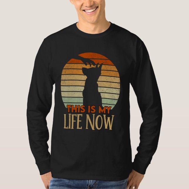 Retro German Shepherd Det här är mitt liv nu. T Shirt (Framsida)