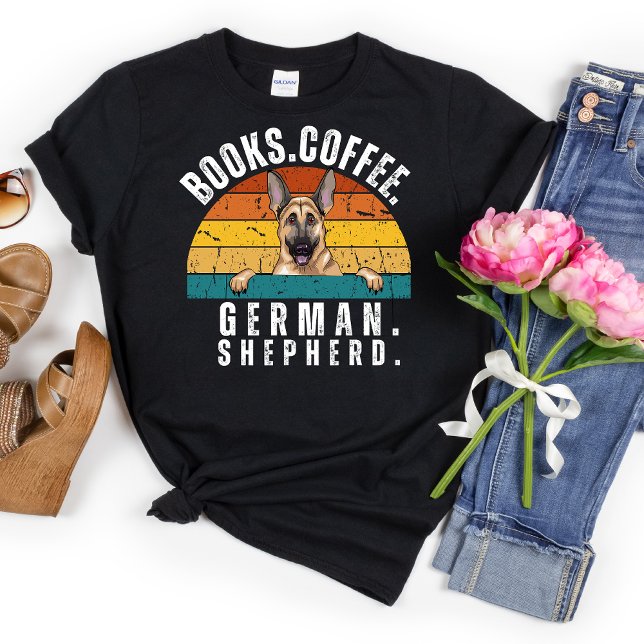 Retro German Shepherd Hund Bokar Coffee T-Shirt (Skapare uppladdad)
