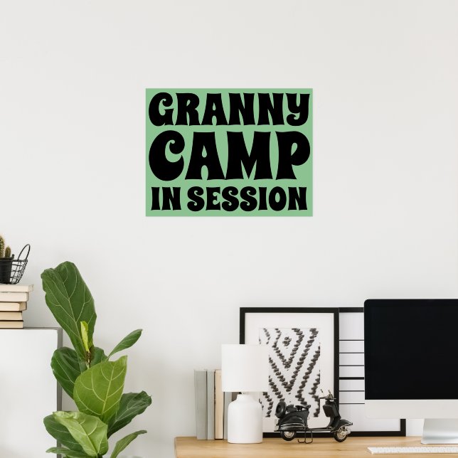 Retro Granny Camp Text Poster (Hemmakontoret)