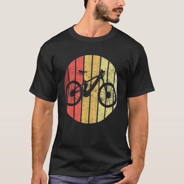 Retro Graphic E-Bike Mountainbiking Bicycle E-Bike T Shirt (Framsida)