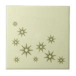 Retro Grönt Starburst Design Ceramic Tile Kakelplatta<br><div class="desc">Modern grönt som inspirerats av medelårhundradet och som har en nytändning i vintagens  i en organisk design med lättare grönt. Enkel,  ren modern design.</div>