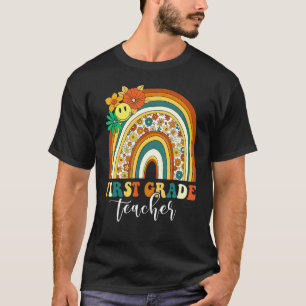 Retro Groovy 1st First Klass Lacher Rainbow Back T Shirt
