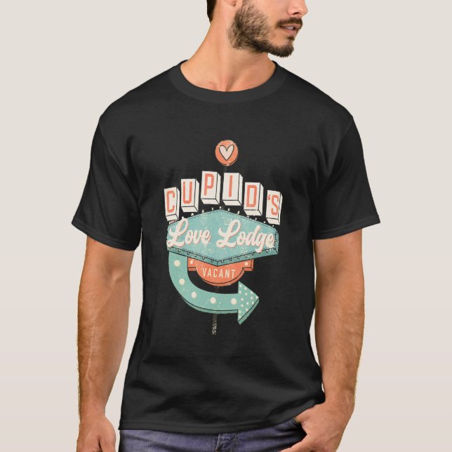 Retro Groovy Cupidu2019s Love Lodge Valentineu2019 T Shirt (Framsida)