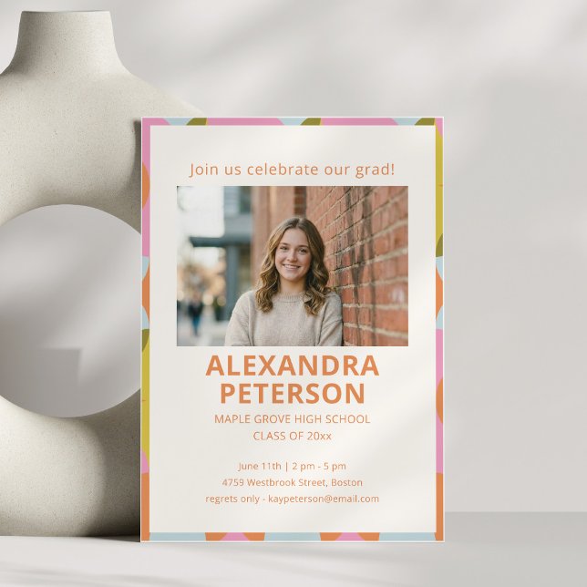 Retro Groovy Färgglad Foto-Examenfest 2026 Inbjudningar (Skapare uppladdad)