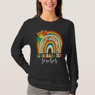 Retro Groovy Förskolelärare Regnbåge Tillbaka Till T Shirt