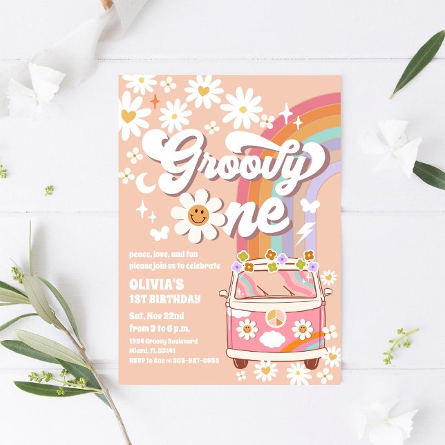 Retro Groovy Första Födelsedagsinbjudan Inbjudningar (Skapare uppladdad)
