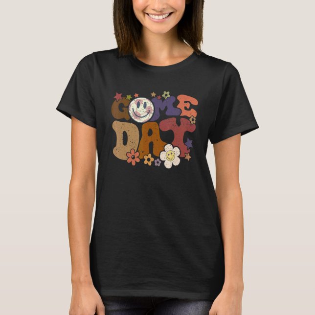 Retro groovy Game Day Soccer season Soccer Mom T Shirt (Framsida)