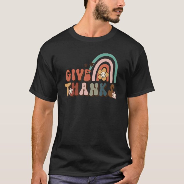 Retro Groovy Give Thanks Rainbow Flower Fall Thank T Shirt (Framsida)