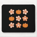 Retro Groovy Halloween Fall Hippie Pumpkin Blommig Musmatta<br><div class="desc">Retro Groovy Halloween Fall Hippie Pumpkin Blommigt Costume</div>