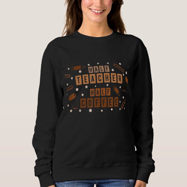 Retro Groovy Halv Lärare Halv Kaffe Glad Lärare T Shirt (Framsida)