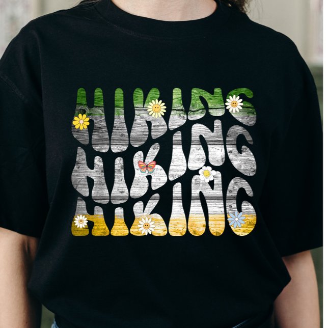 Retro Groovy Hiking Nature Älskare T Shirt (Skapare uppladdad)