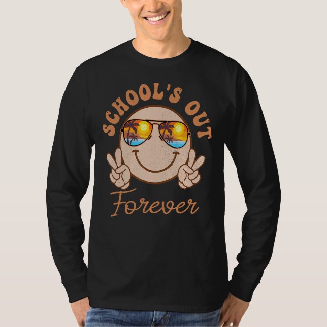 Retro Groovy School s Out Forever Retired Teacher  T Shirt (Framsida)