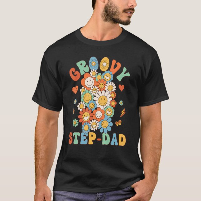 Retro Groovy Step Pappa Groovy Födelsedagsfest Mat T Shirt (Framsida)