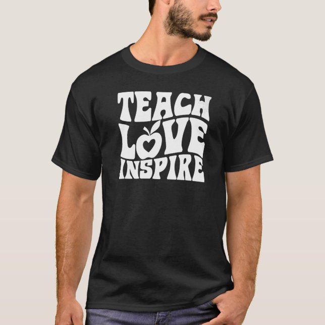 Retro Groovy Teacher Inspirational Lycklig tillbak T Shirt (Framsida)