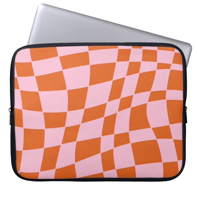 Retro Groovy Vågigt Psychedelic Checkerboard Check Laptop Fodral (Framsidan)