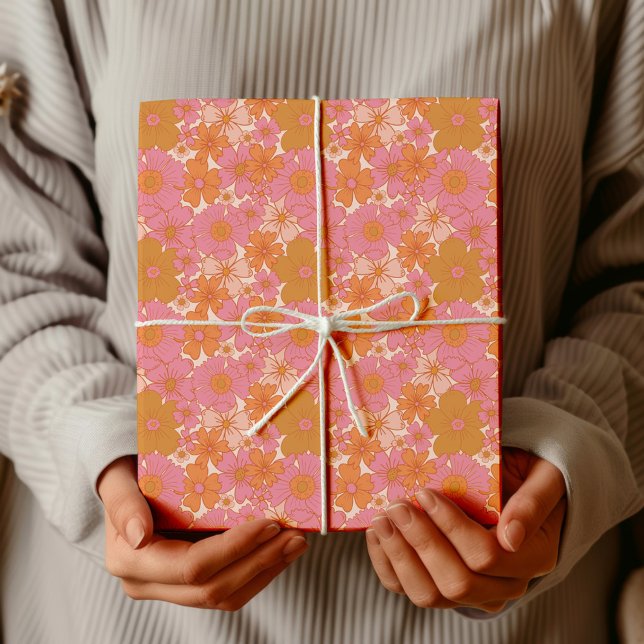 Retro Groovy Vibrant Rosa Boho Presentpapper (Skapare uppladdad)