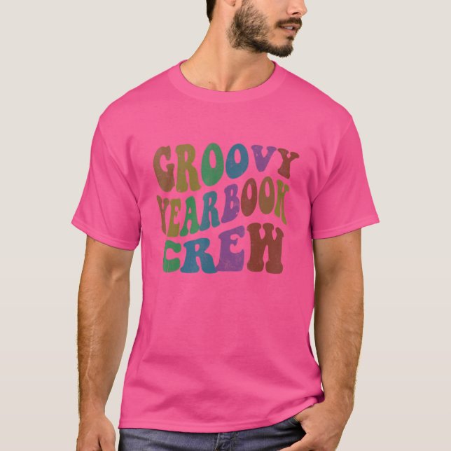 Retro GROOVY YEARBOOK CREW Retro Publication Edito T Shirt (Framsida)