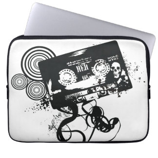 Retro Grungeaudio tejpar & skallen Laptop Sleeve