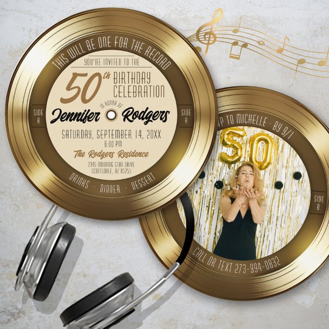 Retro Guld Vinyl Record Photo 50:e Födelsedagsfest Inbjudningar (round circle shape retro gold vinyl record 50th birthday party photo invitation gold and black theme)