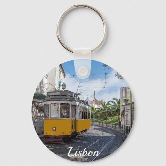 Retro gult tram på gatan i Lissabon, Portugal Nyckelring (Framsida)