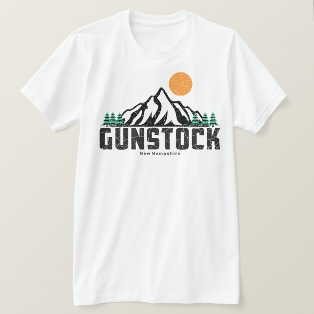 Retro Gunstock Mountain Ski Sunset T-Shirt (Design framsida)