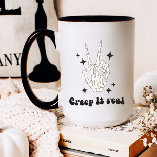 Retro Halloween Creep it Real Skeleton Mugg
