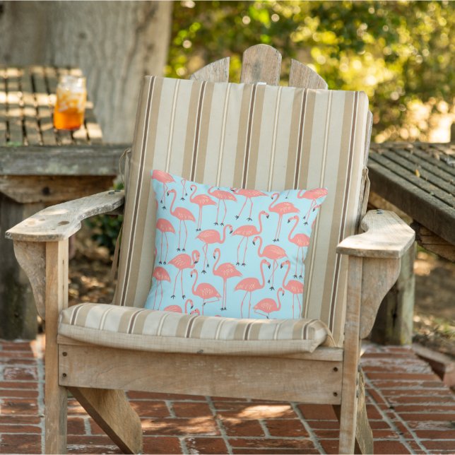 Retro Handritad Flamingo | Tropiskt Mönster Blå Kudde (Stol)