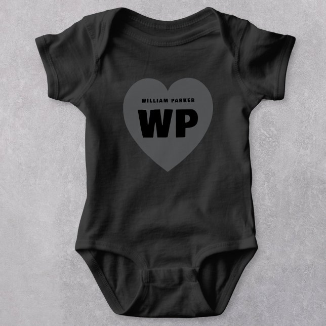 Retro Heart Monogram Newborn Black Outfit Anpassni T Shirt (Skapare uppladdad)