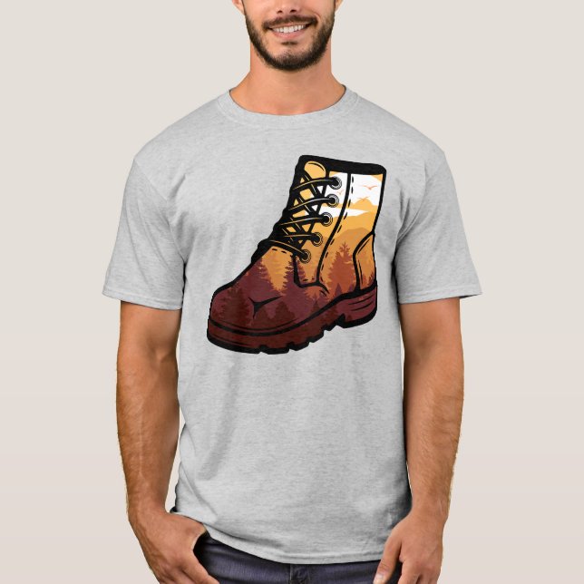 Retro Hiking Shoe Ligcape - Wilderness Sunset T Shirt (Framsida)
