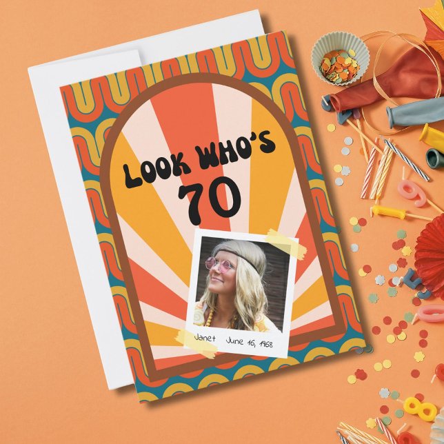 Retro Hippie 60:s foto 70:e födelsedagen Inbjudningar (Groovy waves and a polaroid template for a photo of the birthday celebrant! )