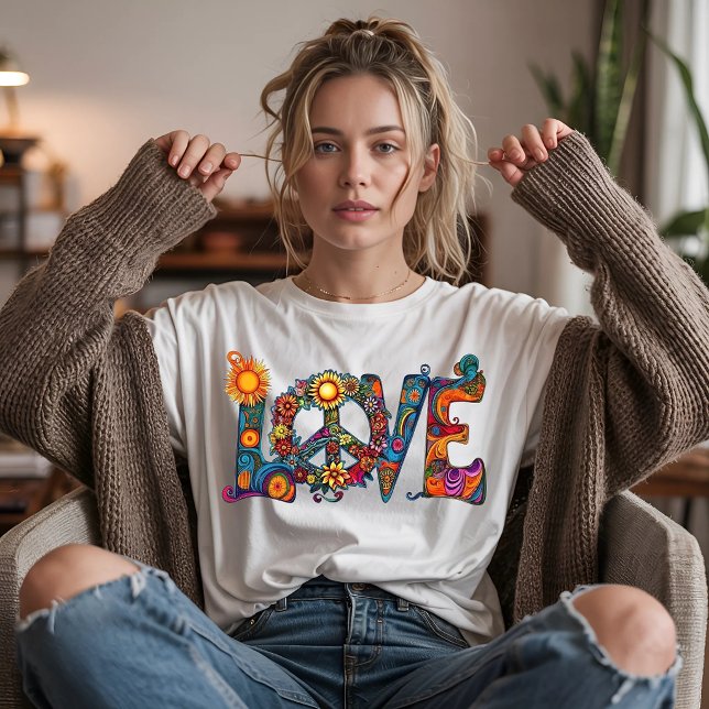 Retro Hippie Kärlek Psykedelisk Bokstav T Shirt (Skapare uppladdad)