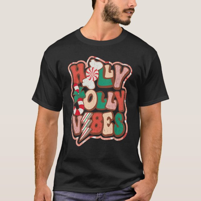 Retro Holly Jolly Vibes Christmas Groovy Tis The S T Shirt (Framsida)