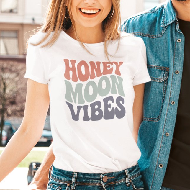 Retro Honeymoon-vibes T Shirt (Skapare uppladdad)