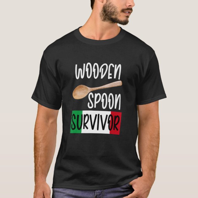 Retro Humor tees Wooden Spoon Survivor T Shirt (Framsida)