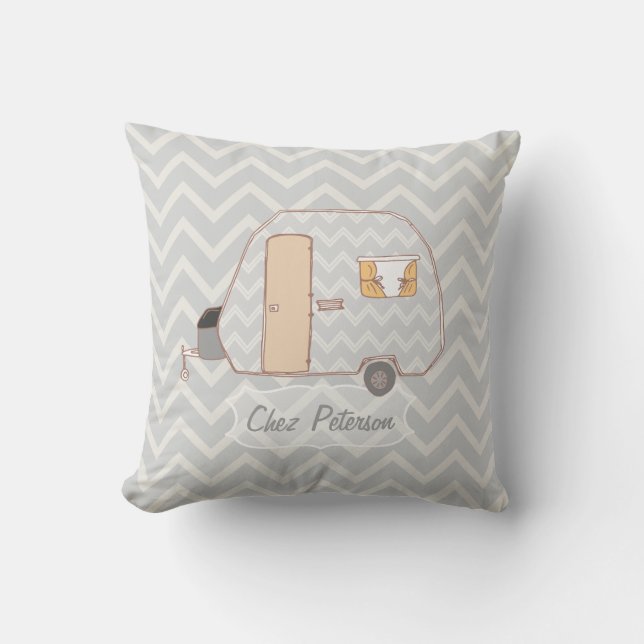 Retro Husvagn Grå Chevron Kudde (Framsida)