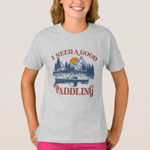 Retro I behöver en Bra Paddling Kayaking Kayaker T Shirt
