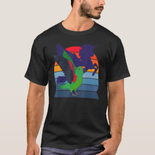 Retro I Winged Unicorn I Screaming Male Eclectus P T Shirt