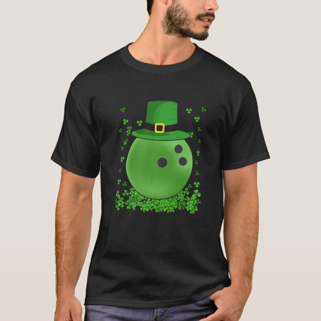 Retro Irish Bowling Shamrock Sports St. Patrick's T Shirt (Framsida)