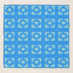 Retro Jet set Blue Trellis Chiffon Scarf Sjal<br><div class="desc">Lägg till en stänk i det moderna Handflatan Vår i mitten av århundradet överallt med denna Retro Jet Set Blue Trellis-mönstrad chiffon scarf. Den inspirerades av vintage-konkreta,  bryggblock. Den designade arkitekturen på 1950-talet kommer att göra ge till en vardaglig konstruktör.</div>