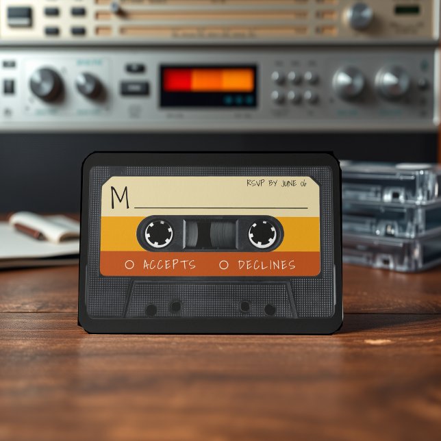 Retro-kassettband strimlat OSA kort (Retro Cassette Tape Striped RSVP Card
)