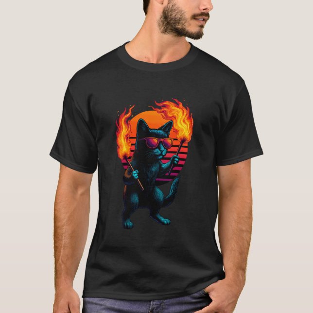 Retro katt med flammande facklor elddansande dansa t shirt (Framsida)
