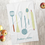 Retro Kitchen-Personlig Kökshandduk<br><div class="desc">Köksutrustning för roligt. Ändra eller ta bort namn eller text för att anpassa. Originalkonst av Nic Squirrell.</div>
