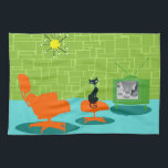 Retro kökshandduk för utrymmeålderkattunge<br><div class="desc">Det sägs att hundar har ägare och katter har att bemanna. Kattdjuret på denna Retro kökshandduk för utrymmeålderkattunge kunde inte instämma mer! 60-talstilen, den minimalist konstdesignen presenterar en slät svart katt i ett modernt vardagsrum för mitt- århundrade. Det sofistikerade rummet presenterar prominently en grönt, stenvägg. Matta är aqua med krickan...</div>